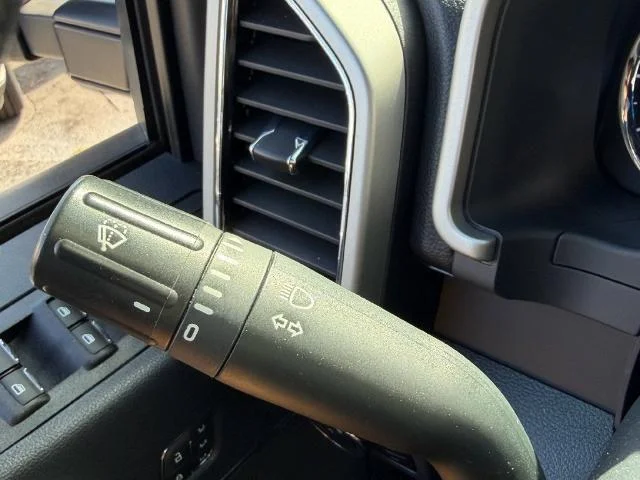 Used 2022 Agate Black Metallic Ford Lariat image 70