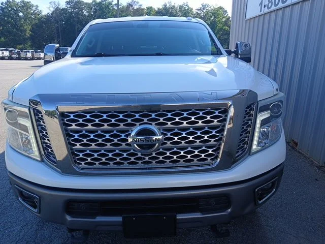 Used 2017 White Nissan Platinum Reserve image 11