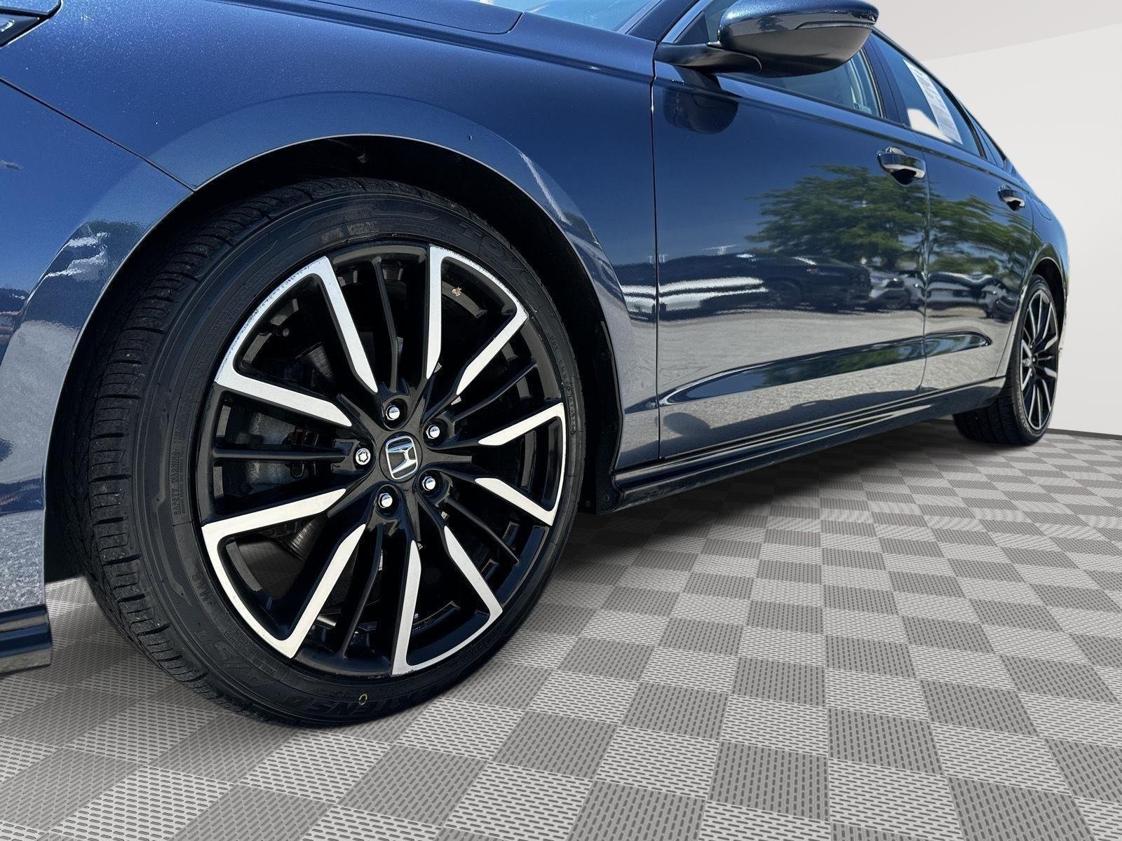 Used 2023 Canyon River Blue Metallic Honda Touring image 6
