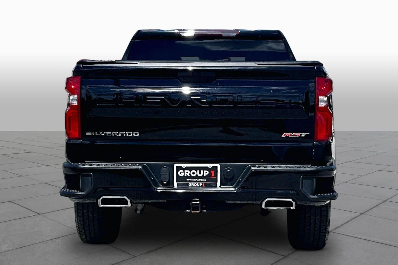 Used 2020 Black Chevrolet RST image 5