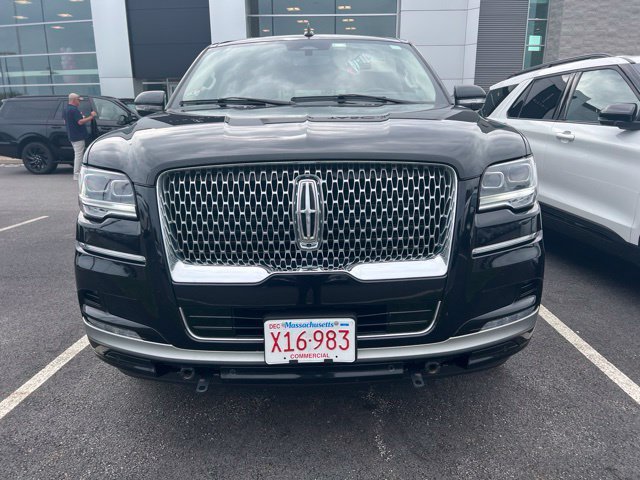 Used 2024 Black Lincoln L Reserve image 2