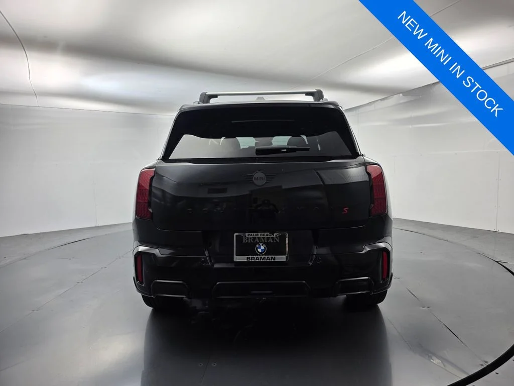 New 2026 Black MINI Iconic image 5