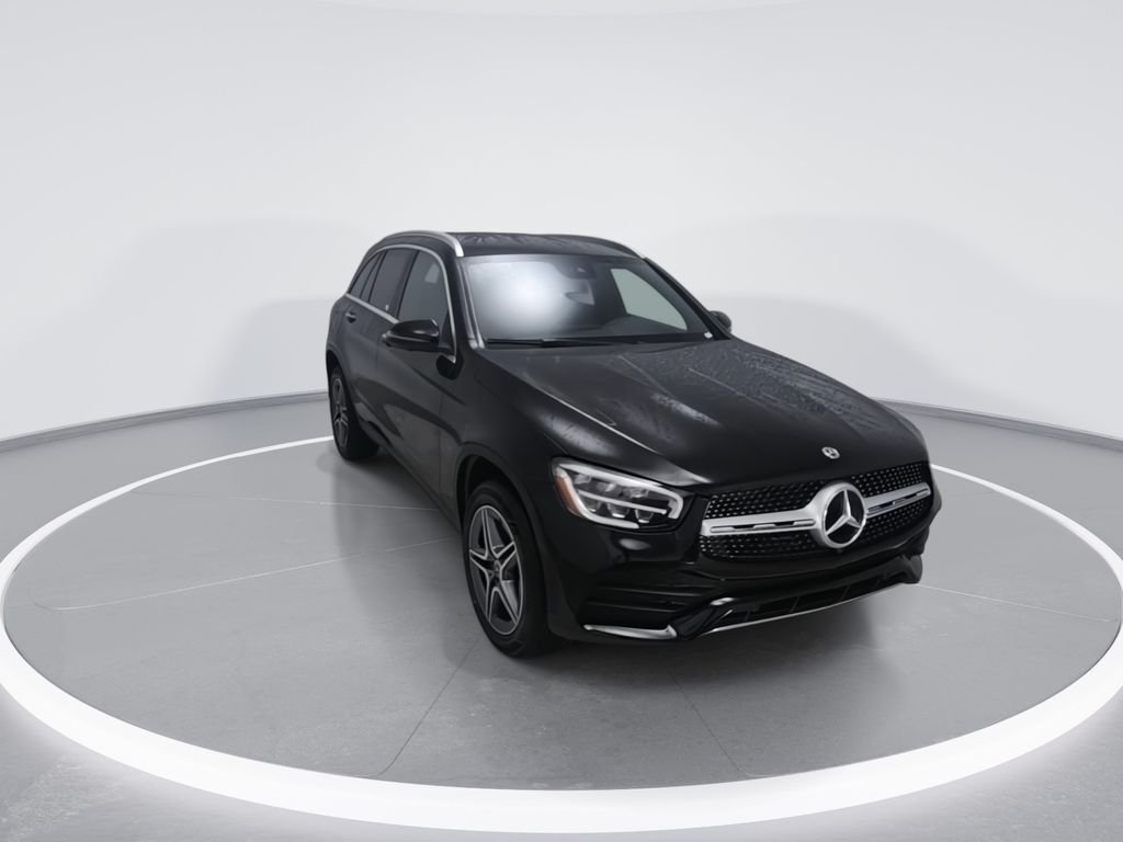 Used 2022 Black Mercedes-Benz GLC 300 image 2
