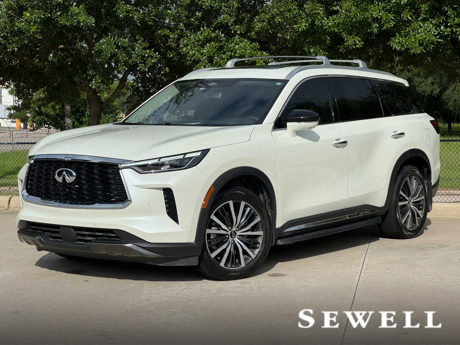 Certified Used 2023 Majestic White INFINITI SENSORY image 1