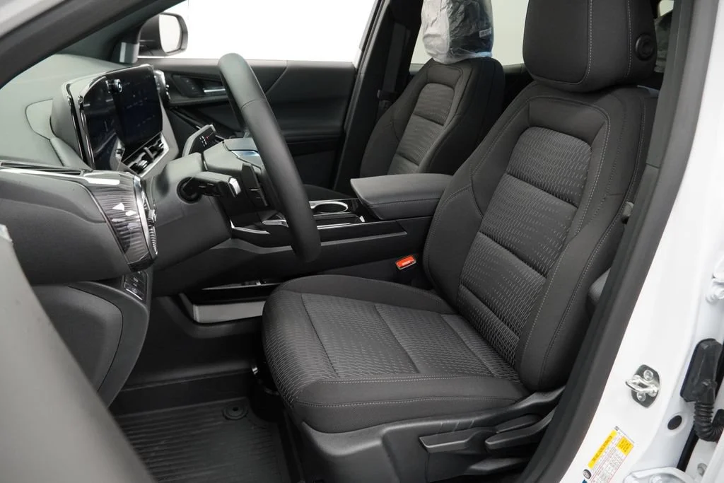 New 2026 Summit White Chevrolet LT image 6