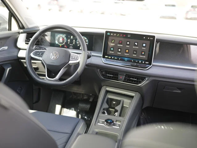 New 2026 Pyrite Silver Metallic Volkswagen 2.0T SE image 26
