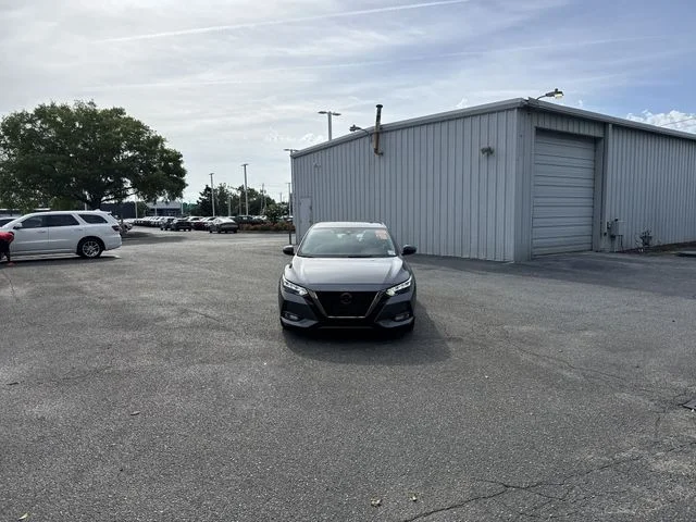 Used 2023 Gray Nissan SR image 2