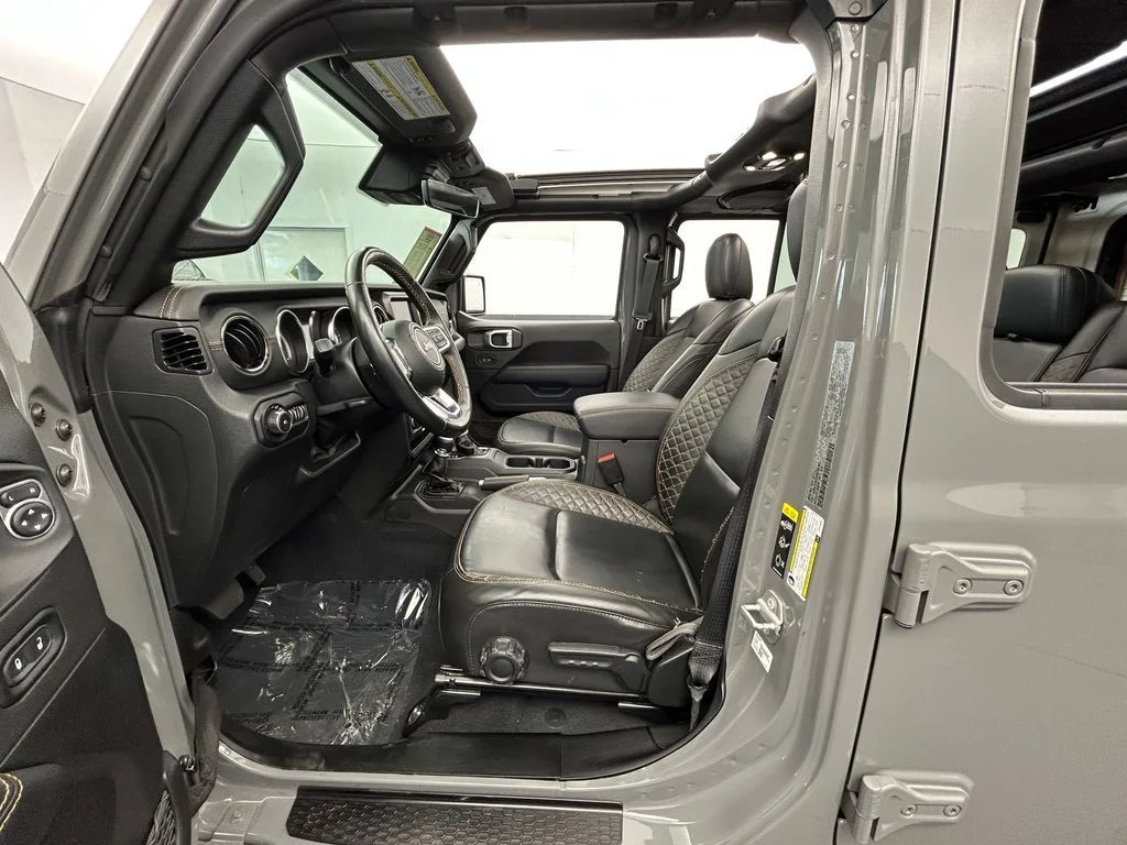 Used 2022 Sting-Gray Clearcoat Jeep Unlimited Sahara High Altitude image 11