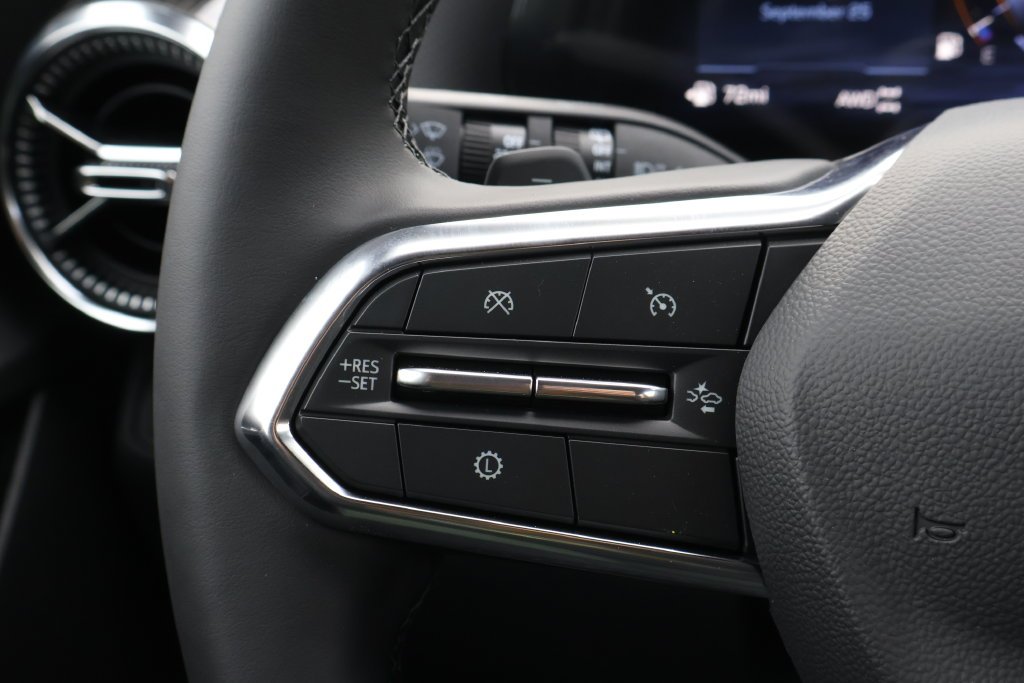 2027 Chevrolet Equinox LT - Photo 22