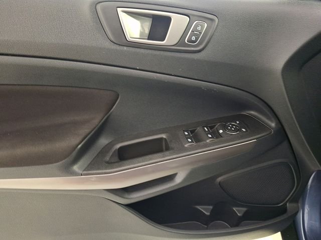 Used 2022 Blue Ford SE image 14