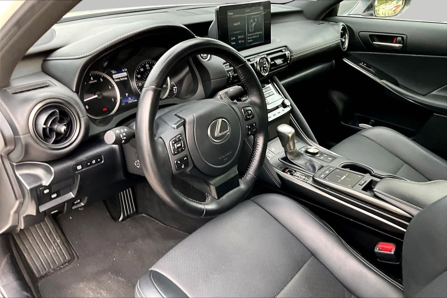 Used 2023 Eminent White Pearl Lexus  image 18