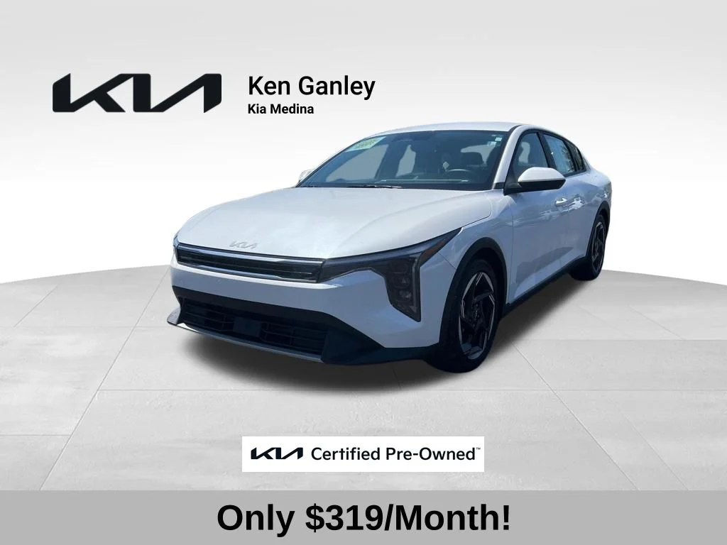 2025 Kia K4 EX AT's photo