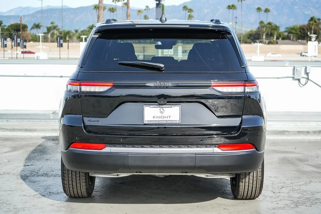 New 2026 Black Jeep Altitude image 8