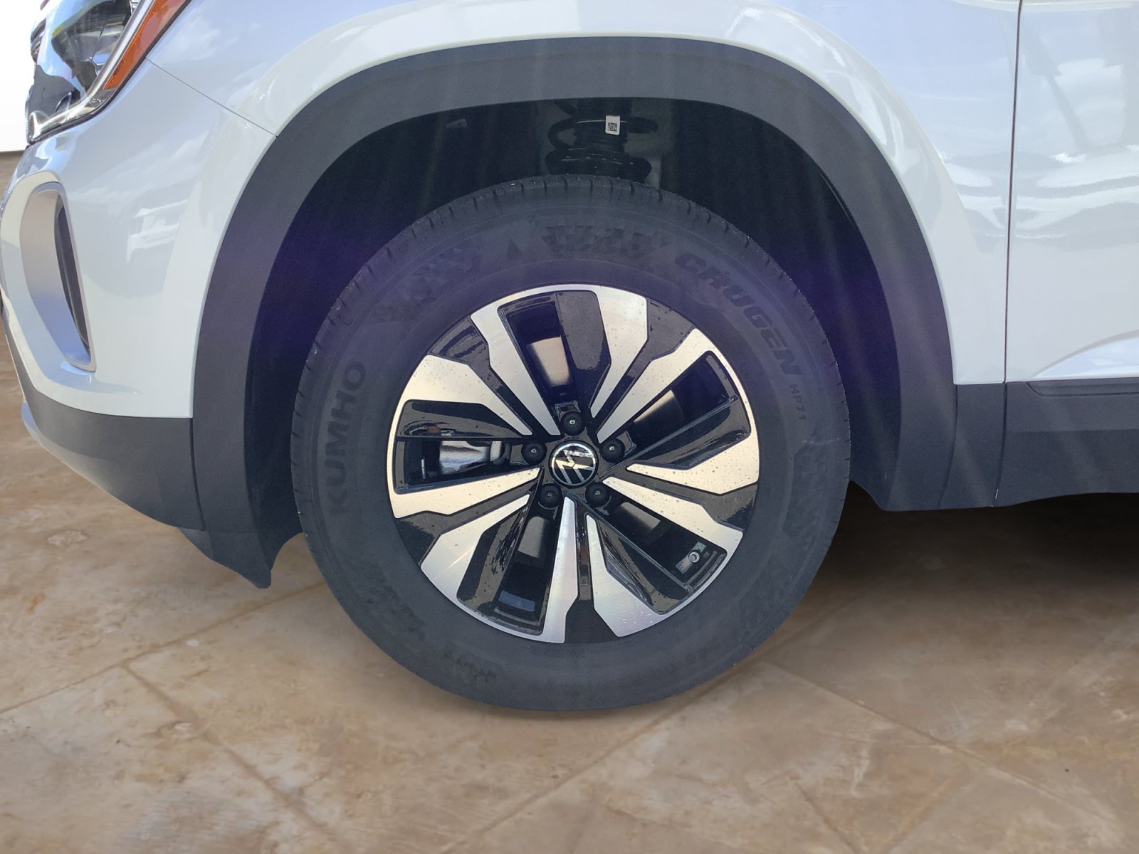 New 2026 OPAL WHITE Volkswagen 2.0T SE image 10