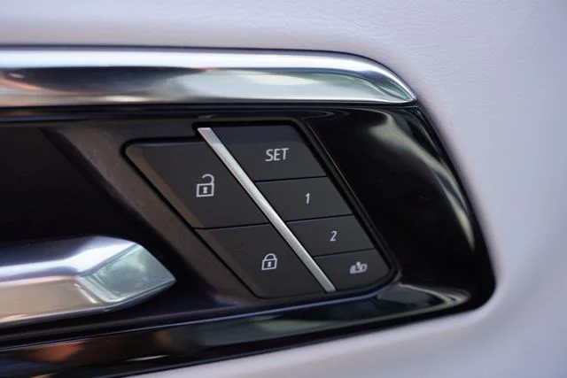 Used 2025 Black Chevrolet Premier image 28