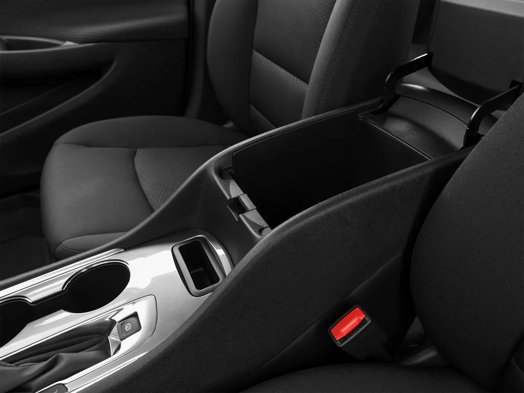 Used 2023 White Chevrolet LT image 24