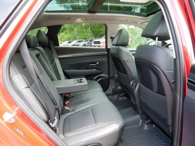 Used 2023 Red Hyundai Limited image 9