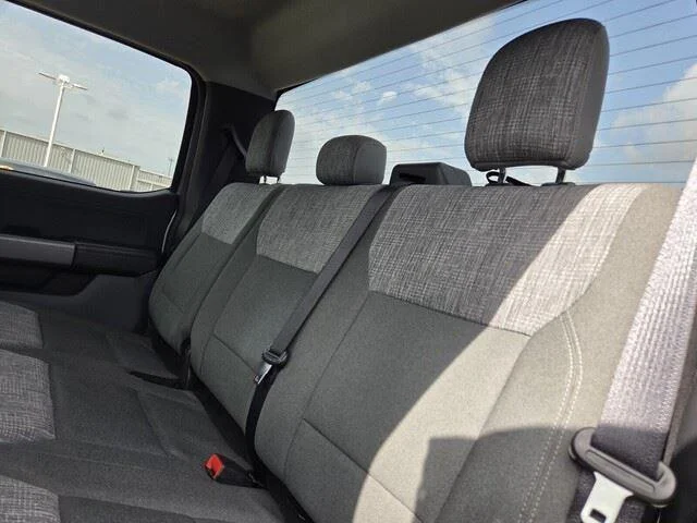 Used 2023 Iconic Silver Metallic Ford XLT image 25