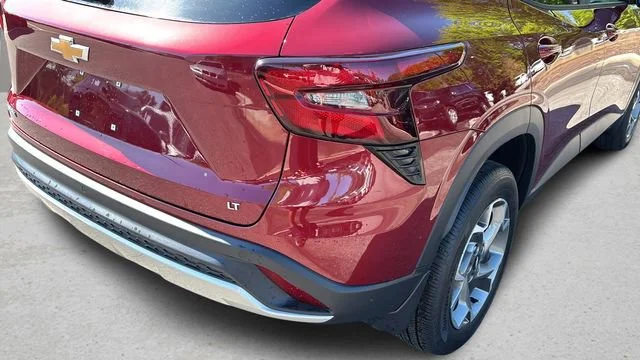 Used 2025 Crimson Metallic Chevrolet LT image 26