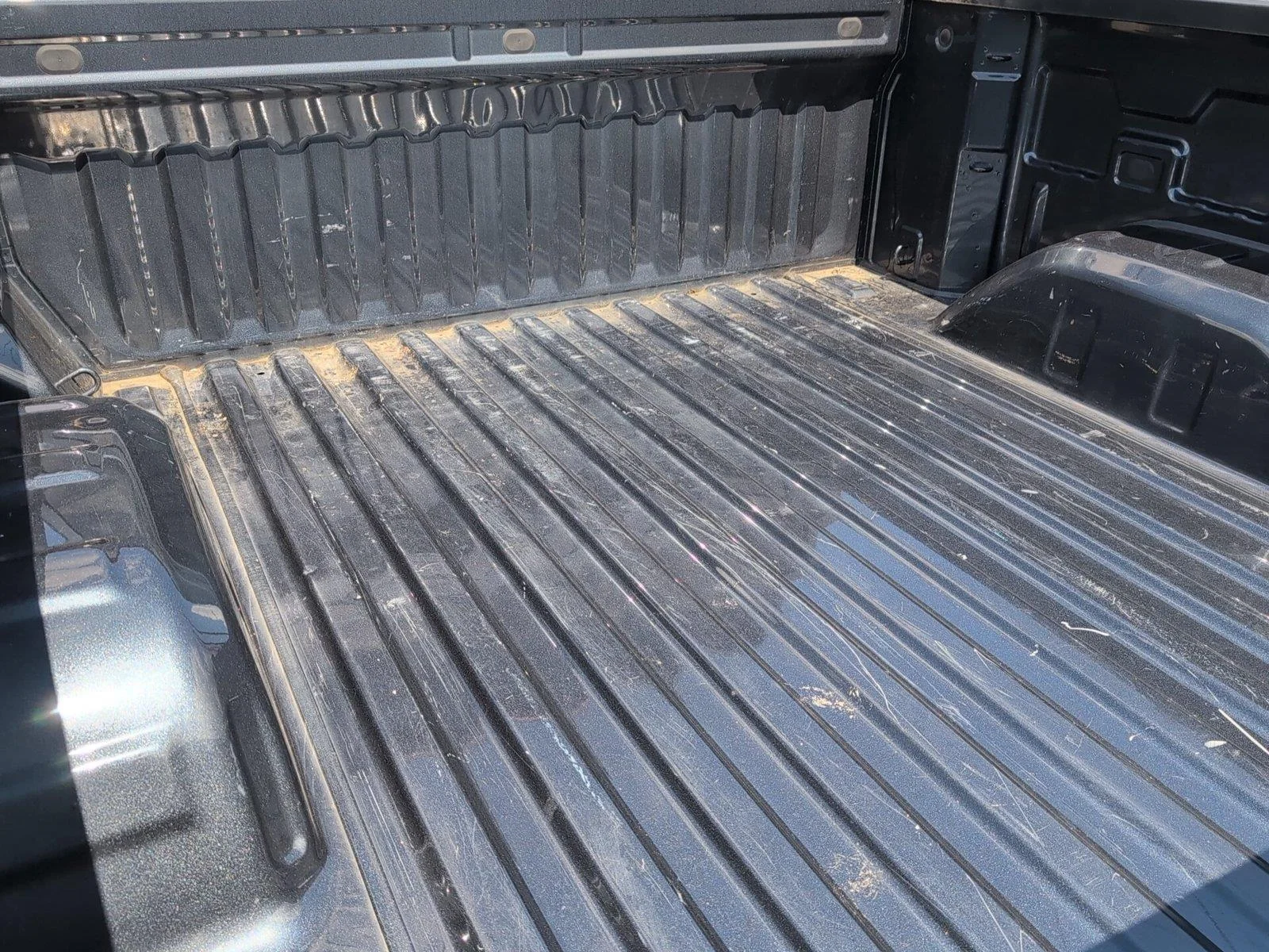 Used 2021 SHADOW GRAY METALLIC Chevrolet RST image 36