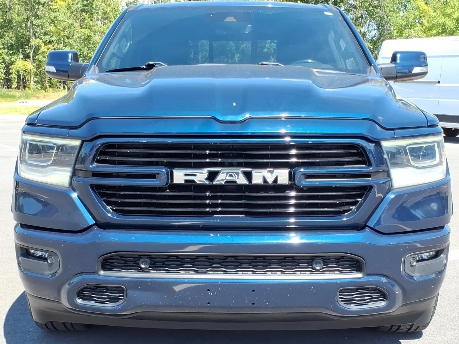 Used 2021 Patriot Blue Pearlcoat Ram Laramie image 15