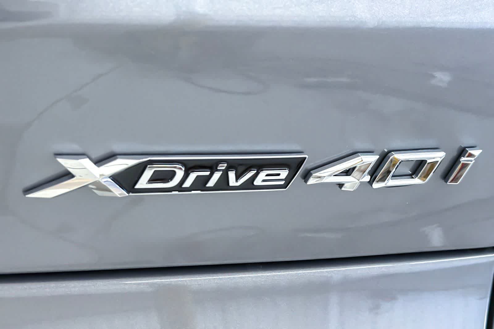New 2026 Skyscraper Grey Metallic BMW xDrive40i image 26