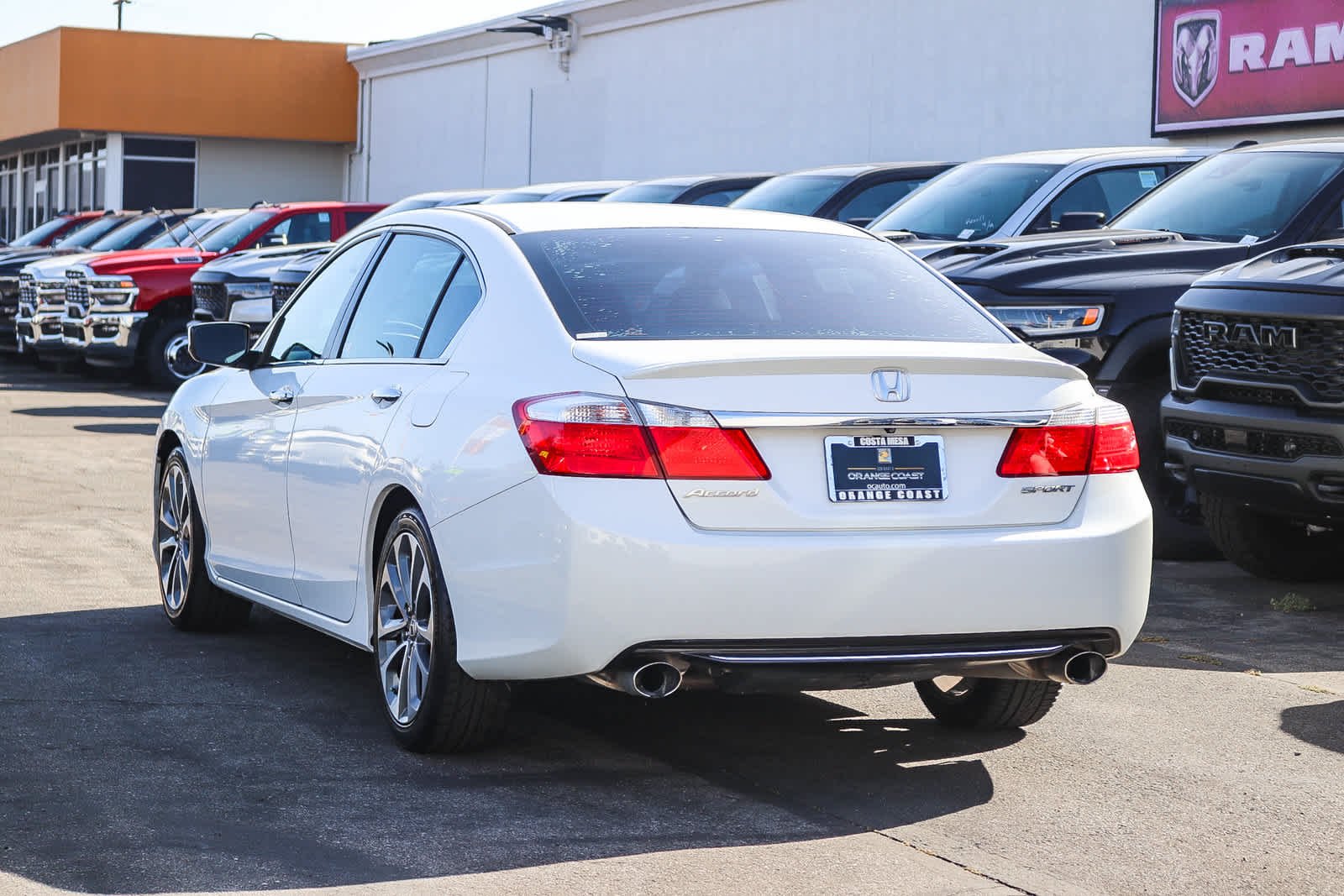Used 2015 White Honda Sport image 6