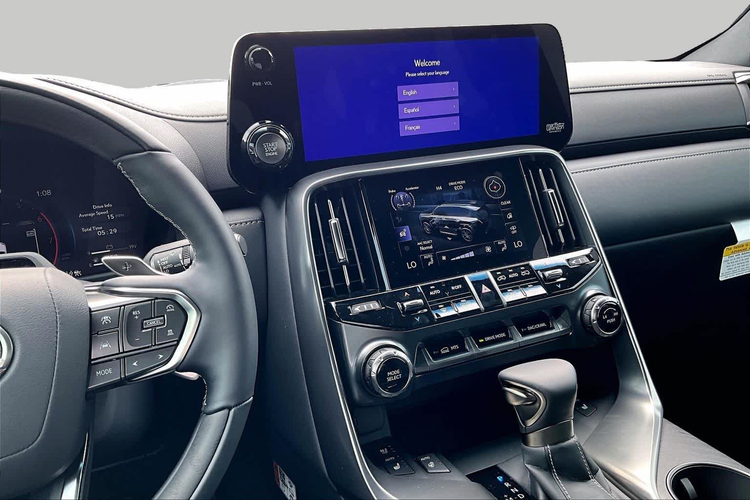 New 2026 Eminent White Pearl Lexus LUXURY image 9