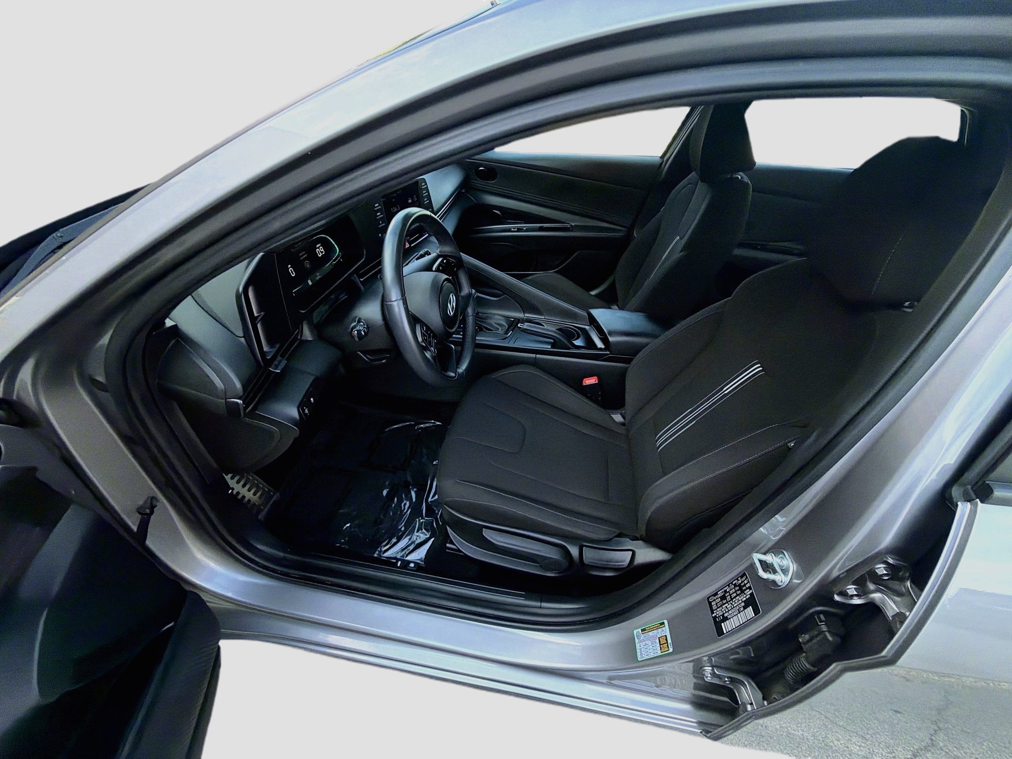 Used 2025 Fluid Metal Hyundai SEL Sport image 16