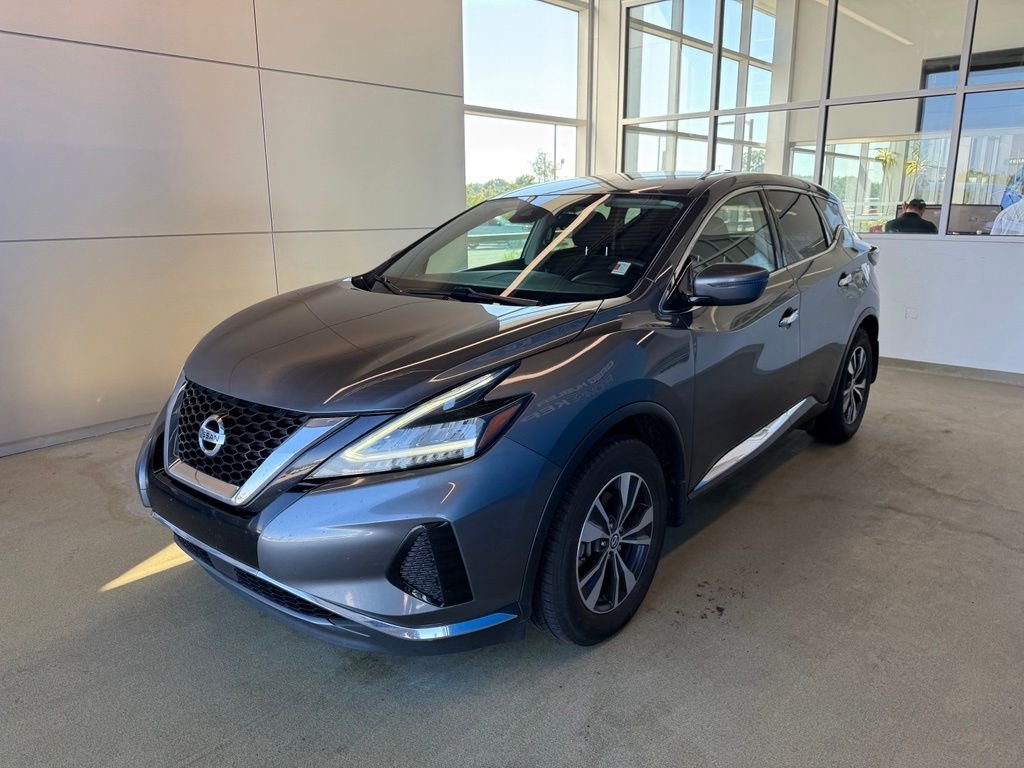Used 2020 Gray Nissan S image 4