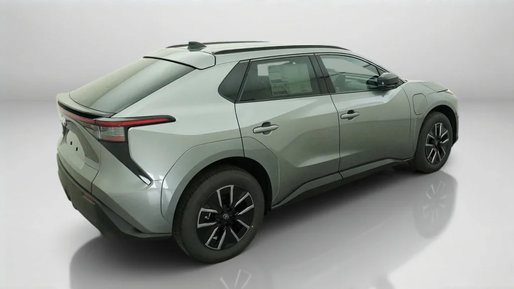 New 2027 Heavy Metal Toyota XLE image 17