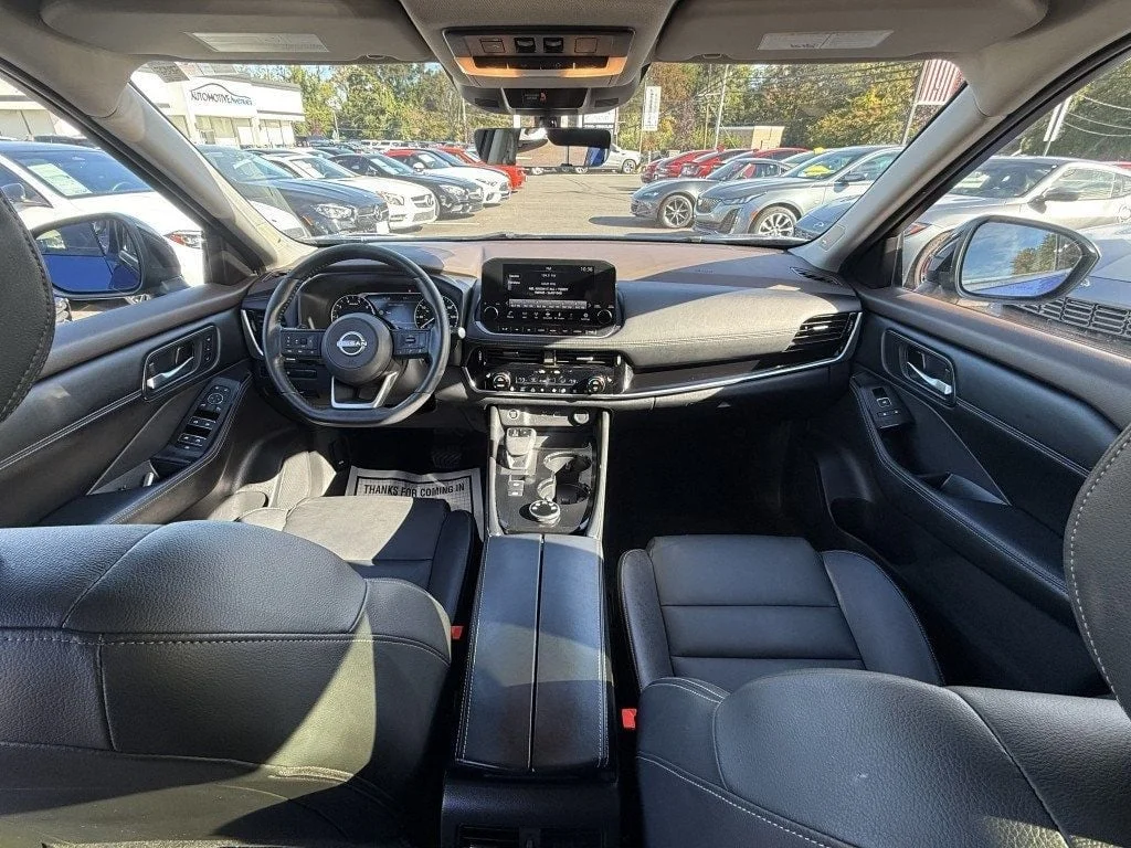 Used 2023 Caspian Blue Metallic Nissan AWD SL image 27