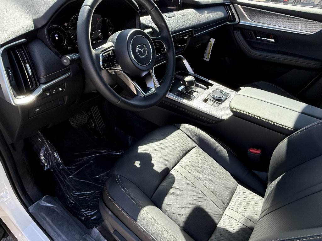 2025 Mazda CX-90 Preferred Package - Photo 10