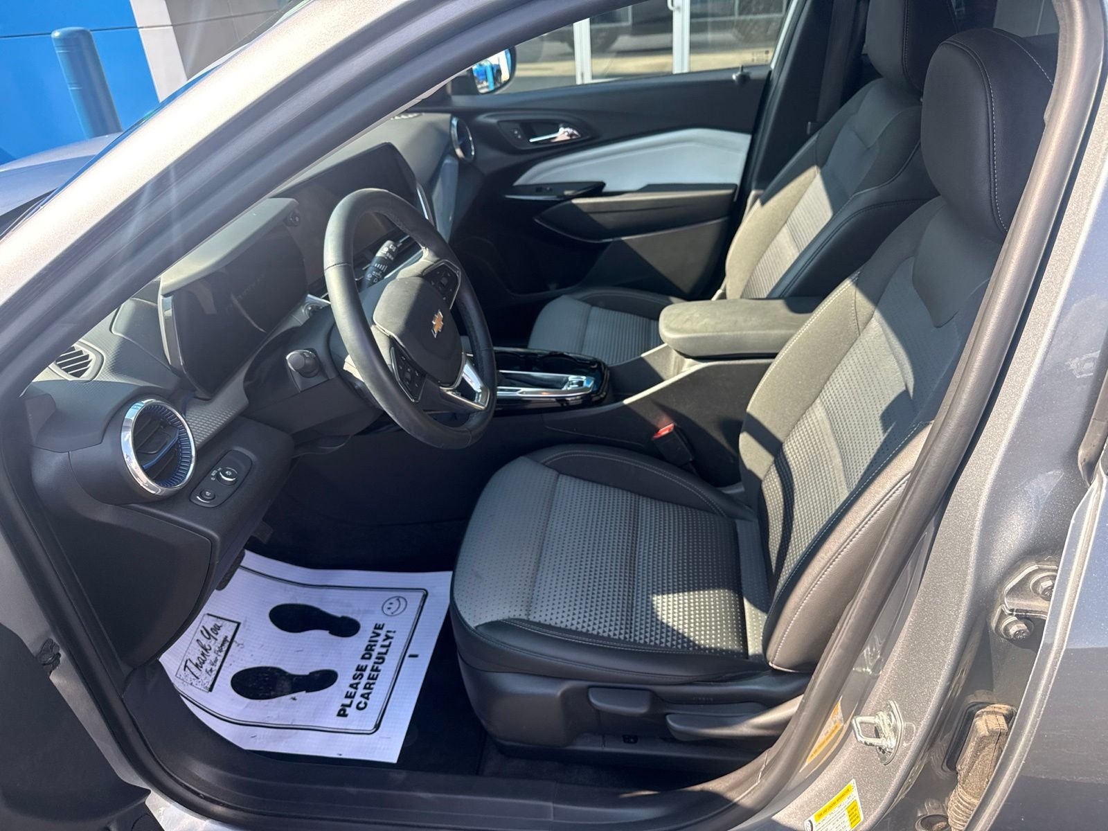 Used 2025 Gray Chevrolet LT image 12