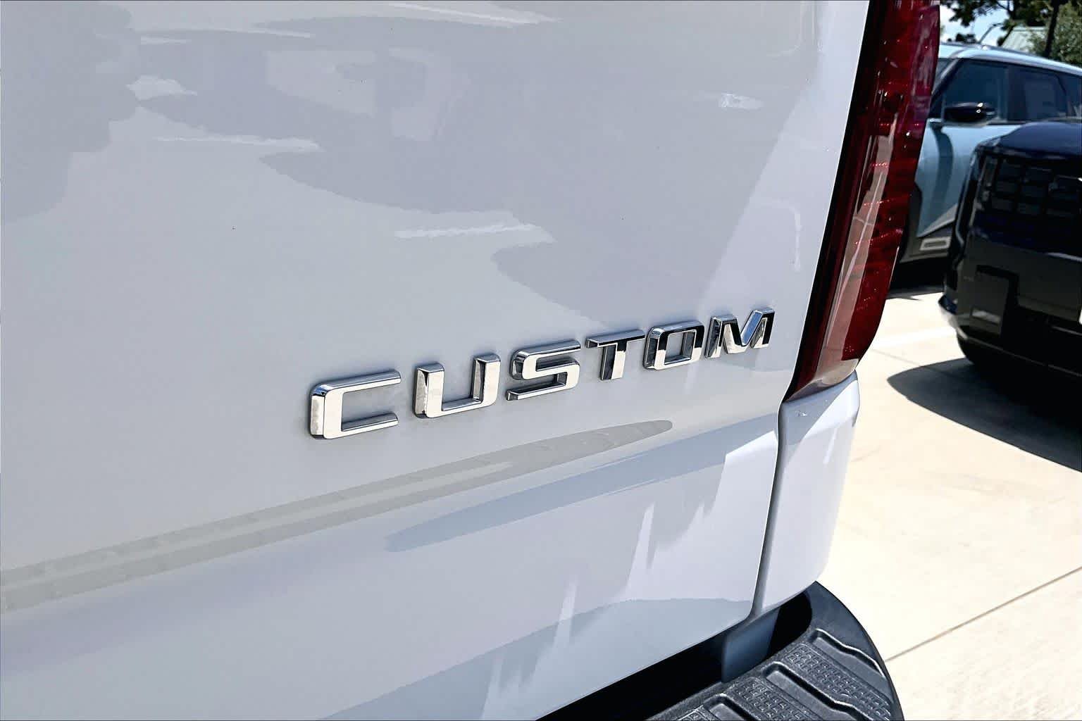 Used 2023 Summit White Chevrolet Custom Trail Boss image 10