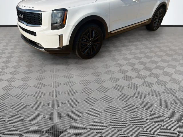Used 2022 White Kia SX image 3