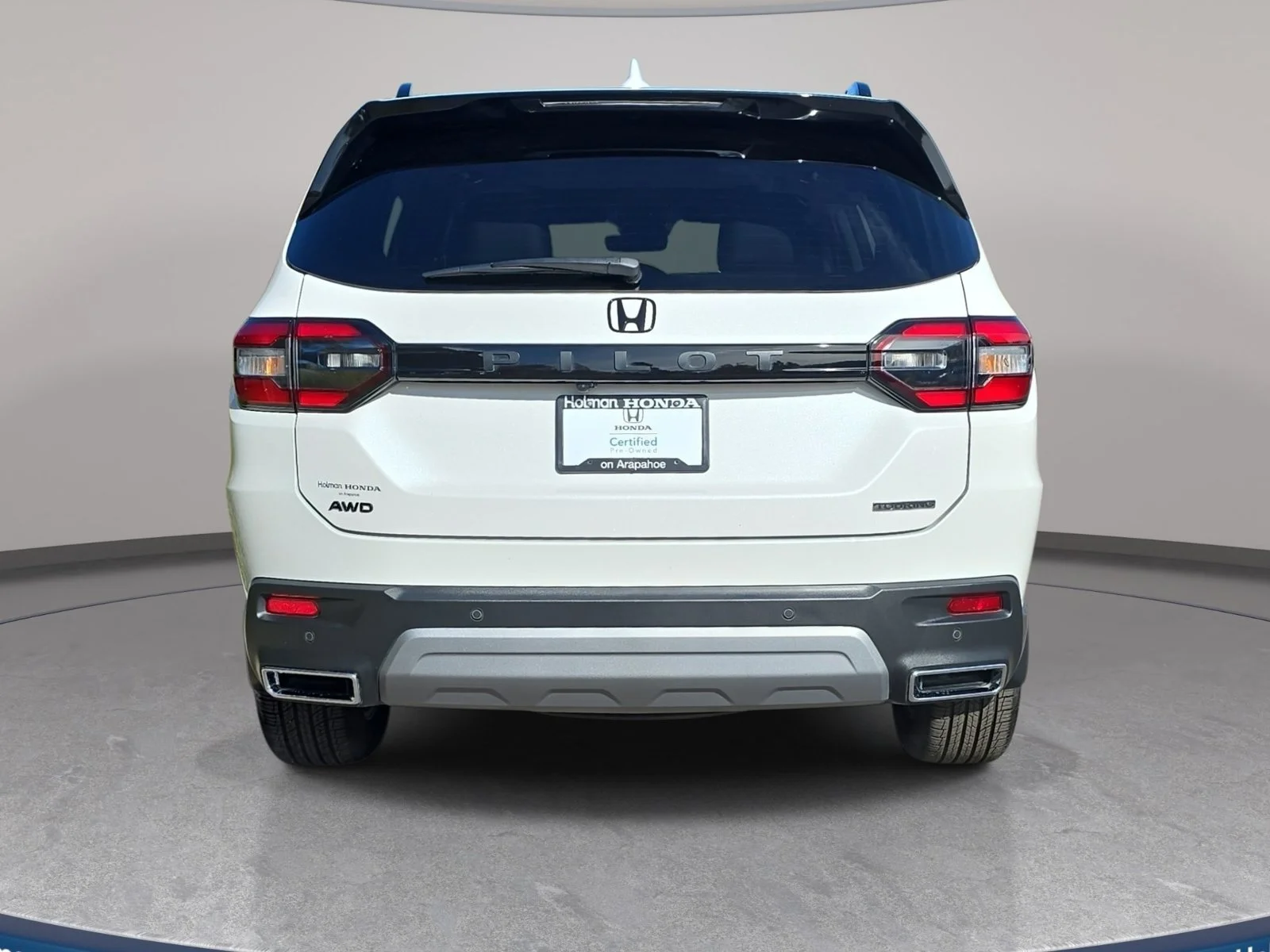 Certified Used 2025 Platinum White Pearl Honda Touring image 6