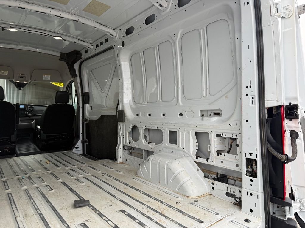 Used 2023 Oxford White Ford Base image 14