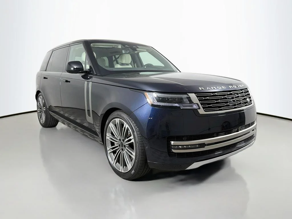 New 2026 Constellation Blue Ultra Metallic Gloss Land Rover SE LWB 7-Seats / V8 image 3