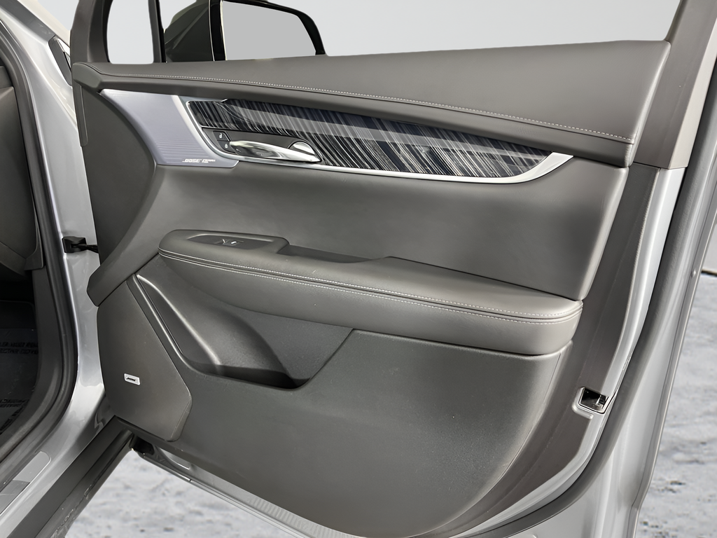 Used 2025 Silver Metallic Cadillac Premium Luxury image 16