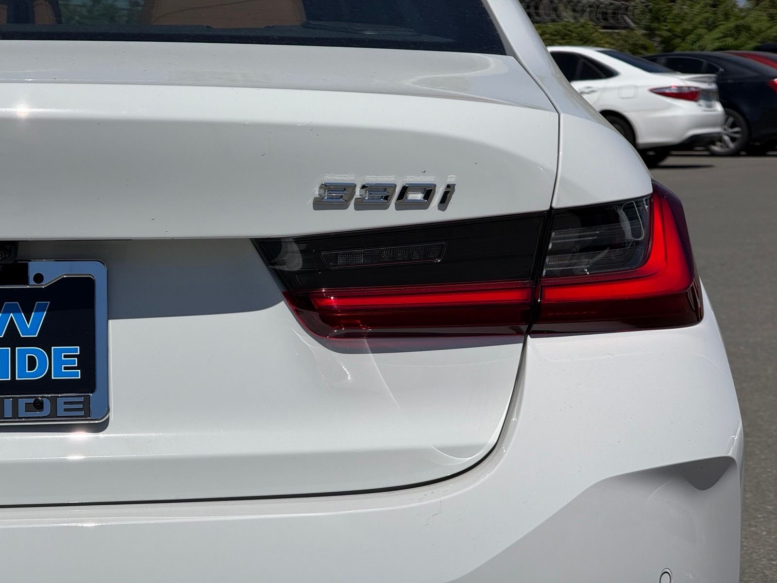 New 2026 Alpine White BMW 330i xDrive image 14