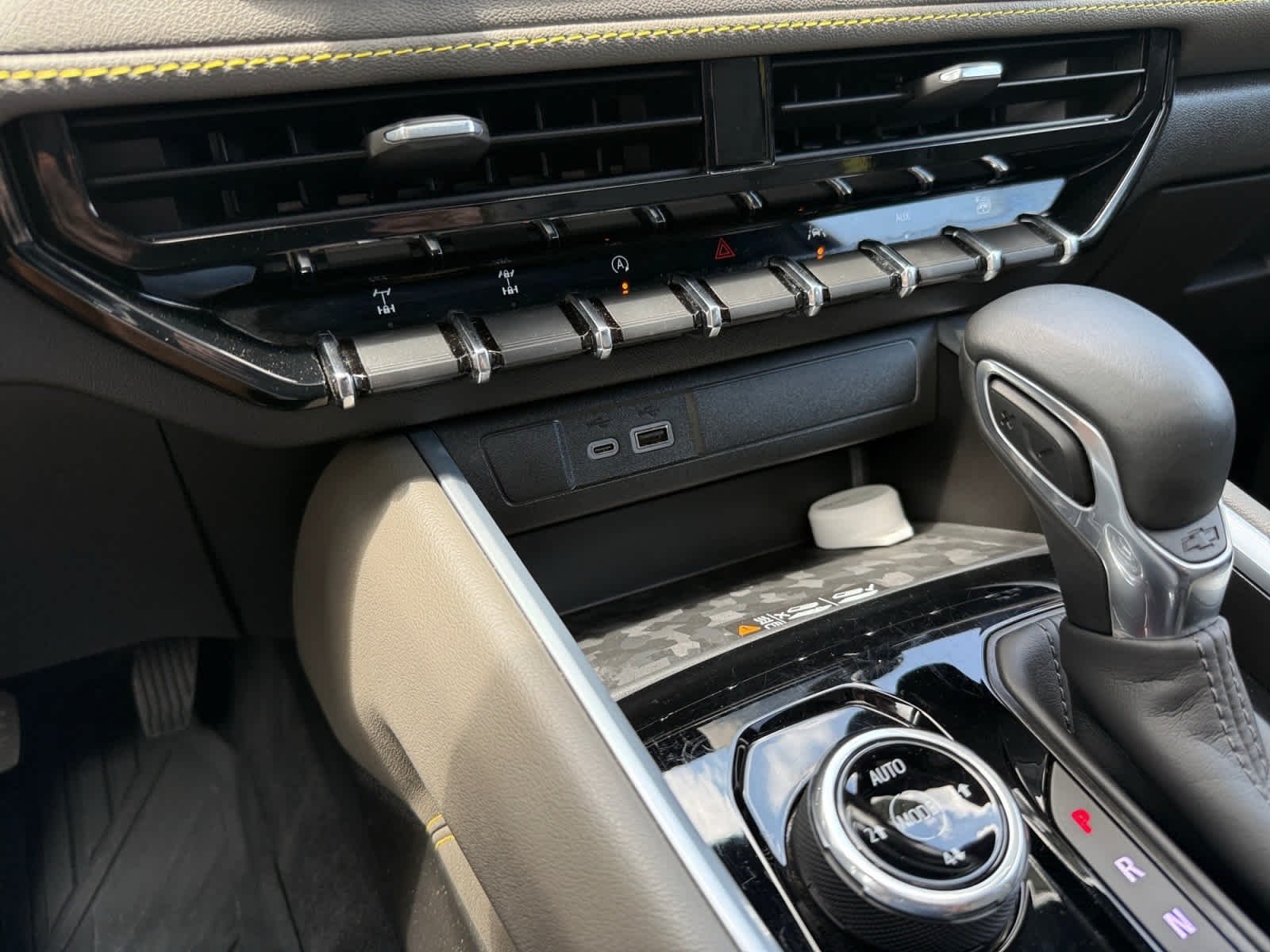 2024 Chevrolet Colorado ZR2 - Photo 20