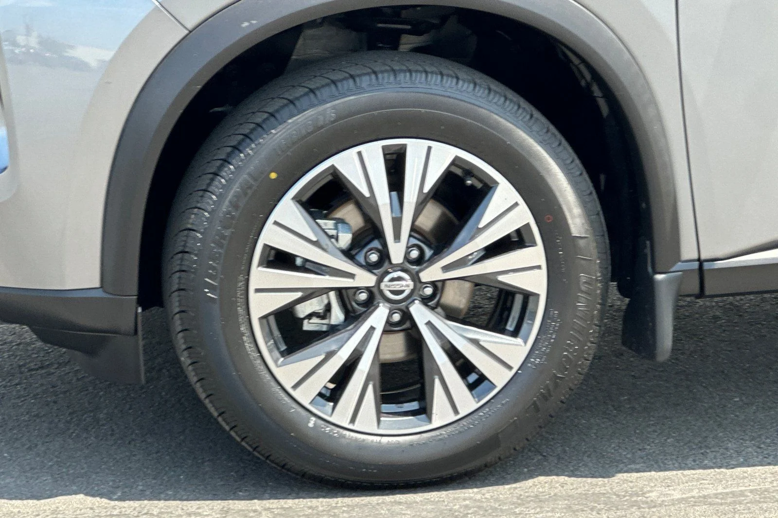 Used 2021 Gray Nissan SV image 25