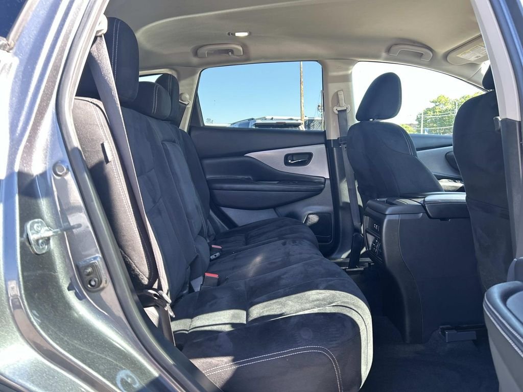 Used 2021 Gray Nissan S image 17