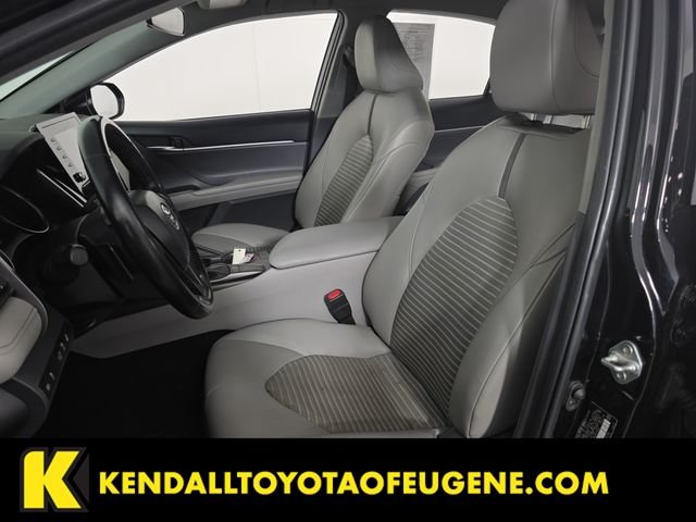 Used 2022 Black Toyota SE image 16