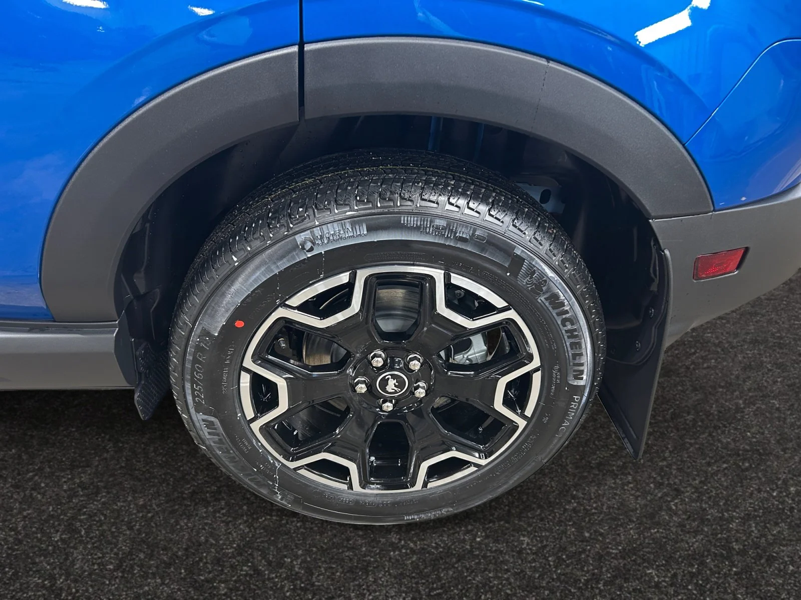 New 2026 Velocity Blue Metallic Ford Outer Banks image 9