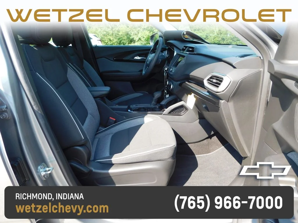 Used 2023 Gray Chevrolet LS image 16