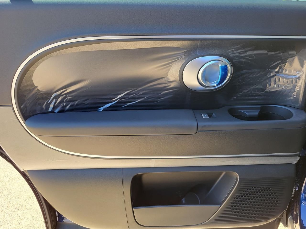 2026 Hyundai IONIQ 9 SE - Photo 11