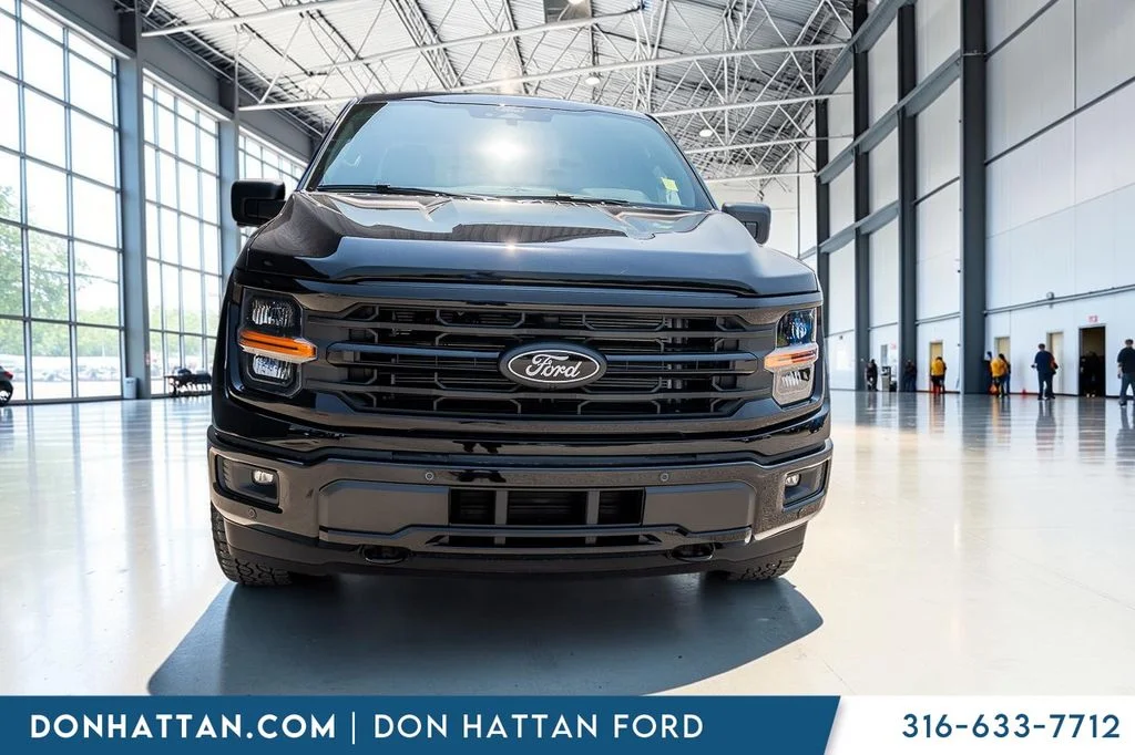 New 2026 Agate Black Metallic Ford XLT image 27