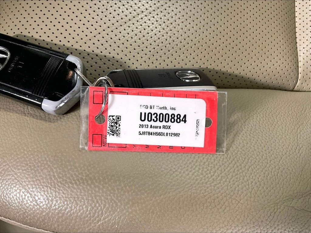 Used 2013 Gray Acura Technology Package image 31
